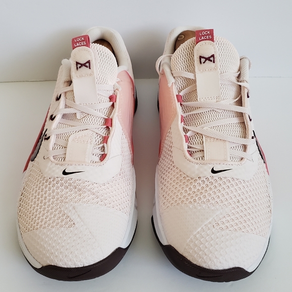 Womens Nike Metcon 7 - Picture 3 of 7